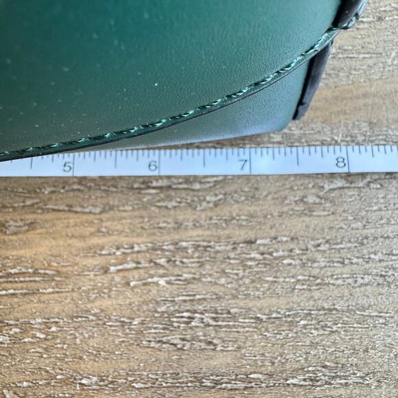 Melie Bianco Alexis Small Vegan Leather Bucket Crossbody Green NWT Drawstring - Picture 14 of 16